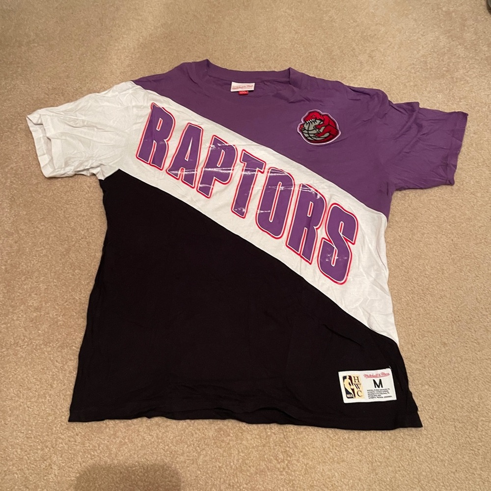 Toronto Raptors Throwback Logo/Colors Team Shirt By Mitchell & Ness Men's Medium